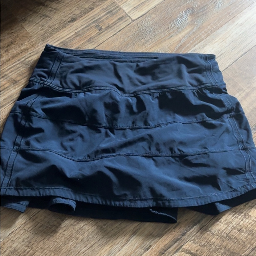 Lulu skort